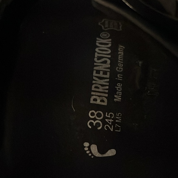 Birkenstock.. size 8… brand new - Picture 3 of 3